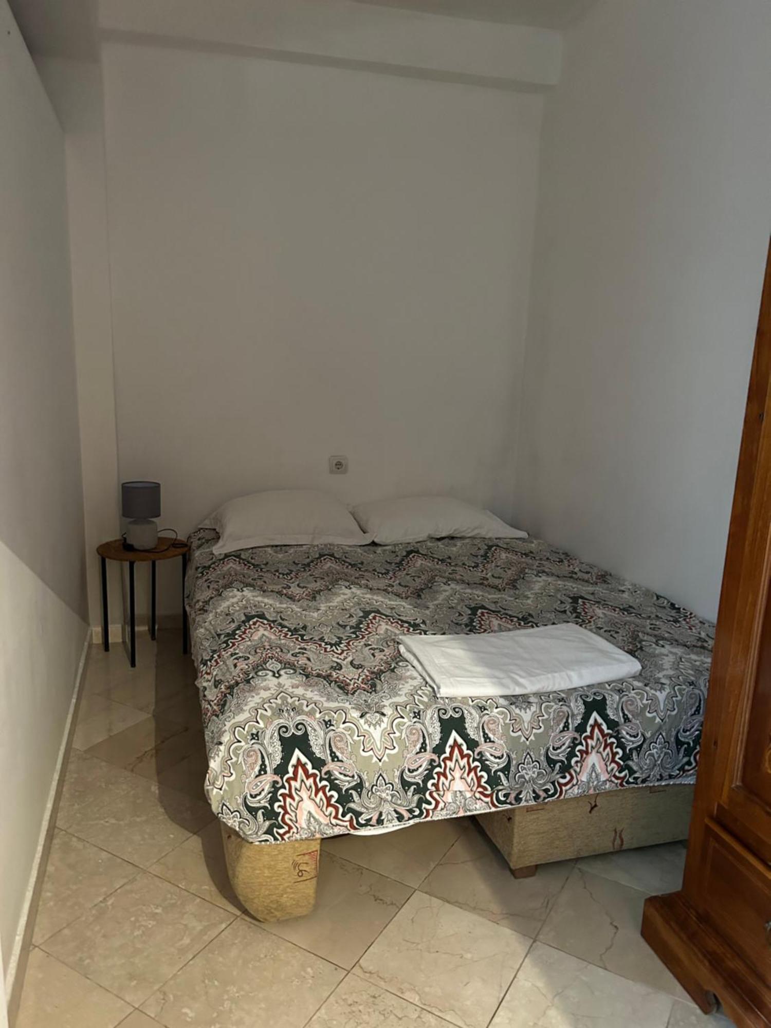 Apartment Jovan2,On The Beach With Free Wi-Fi Котор Екстериор снимка